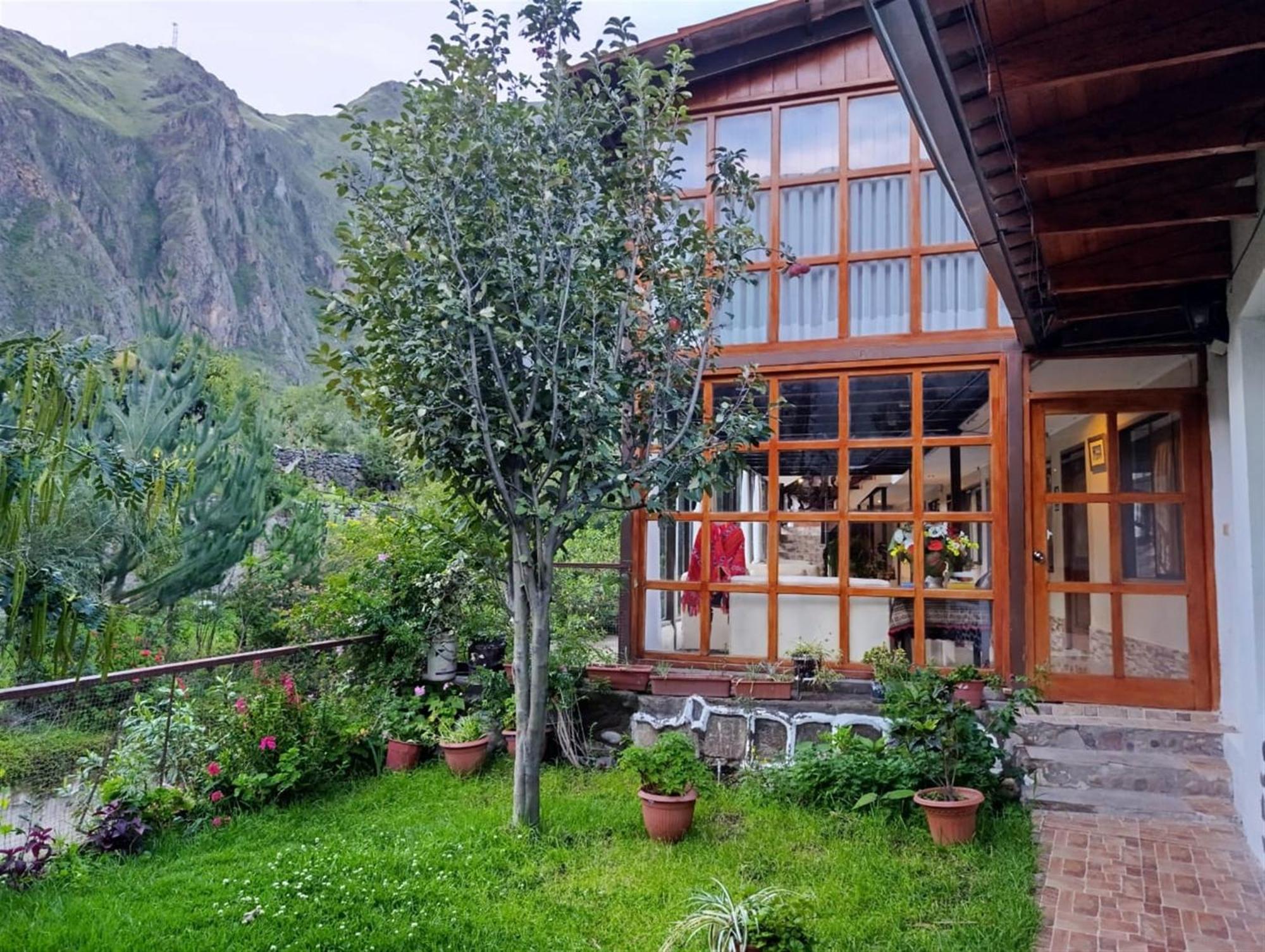 Humantay Hotel