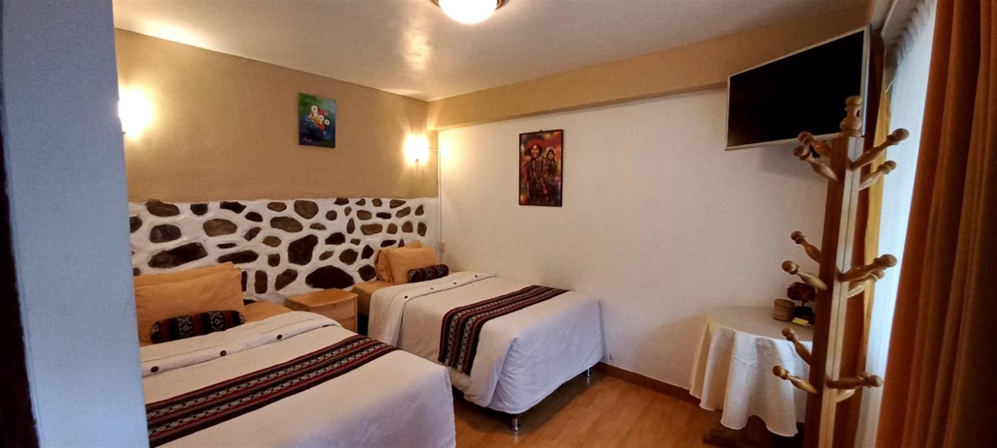 Humantay Hotel 2*